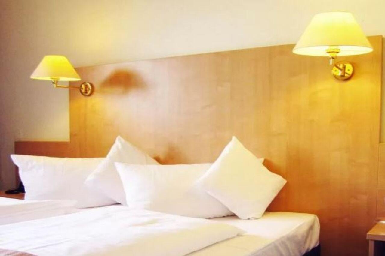 Motel Frankfurt Φραγκφούρτη Εξωτερικό φωτογραφία