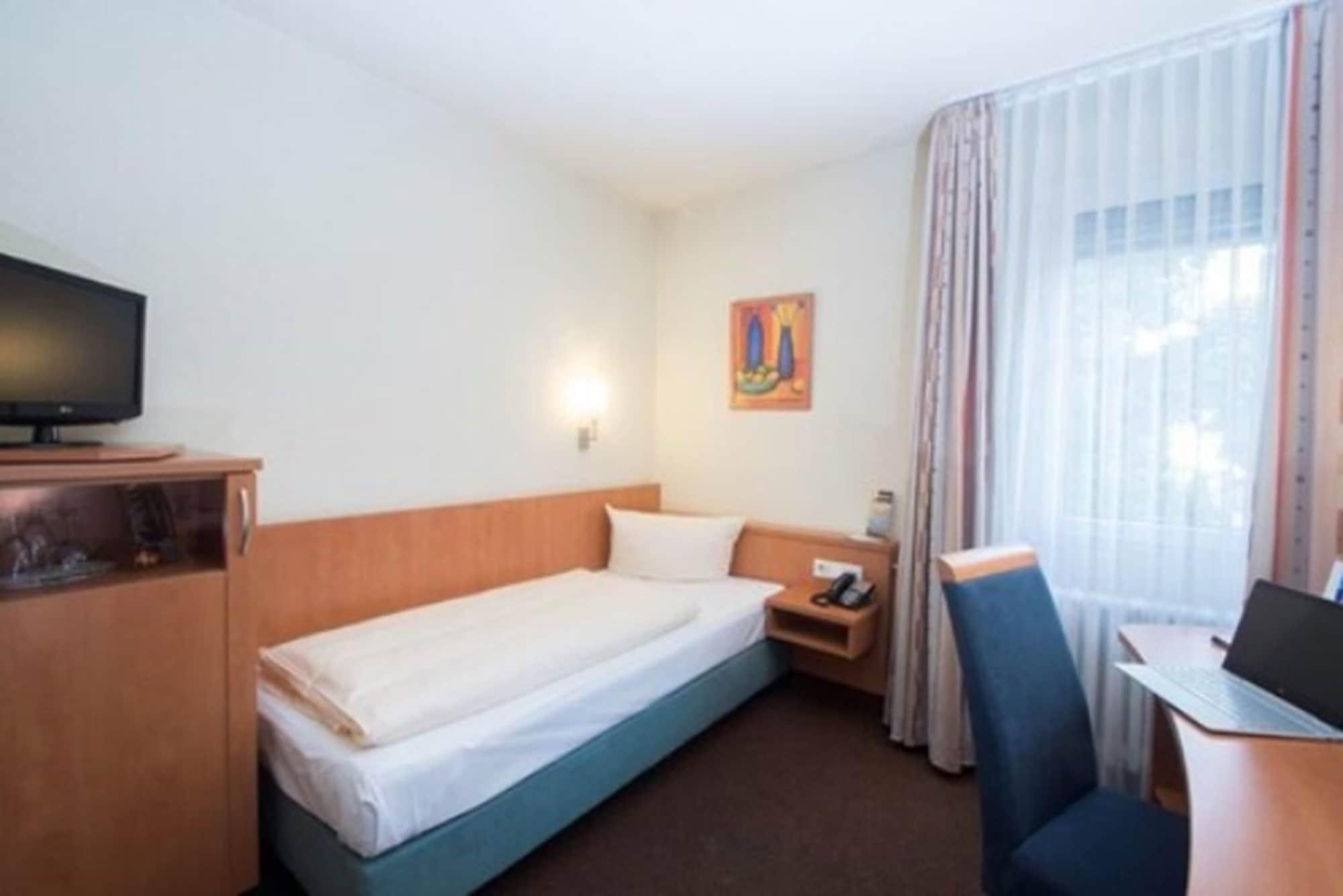 Motel Frankfurt Φραγκφούρτη Εξωτερικό φωτογραφία