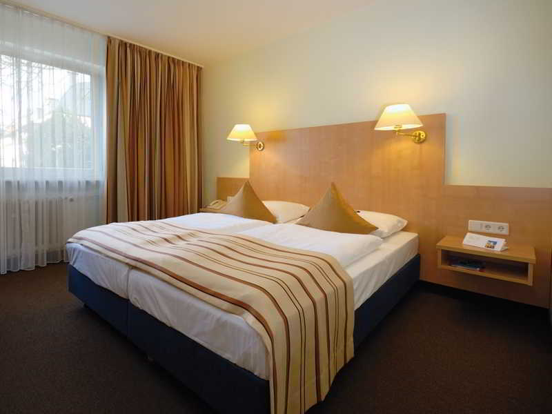 Motel Frankfurt Φραγκφούρτη Δωμάτιο φωτογραφία